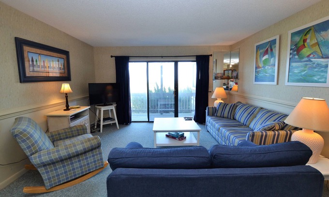 Duck Condo | Charming first floor condo in Duck!