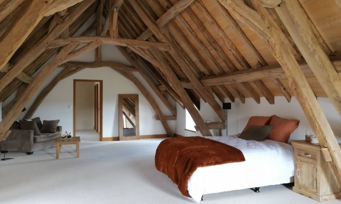 Preaux House | Charming gîte a stone's throw from Beauval zoo