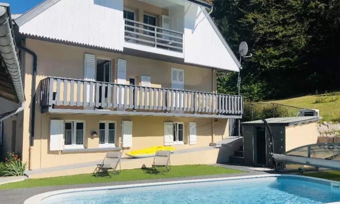 Pierre-Percee Apartment | Charming ground floor accommodation on the edge of the forest, 2 minutes from the lake - Aux2lacs