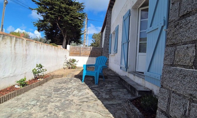 Noirmoutier-en-l'Ile House | Charming house in Le Vieil, 50m from the beach.