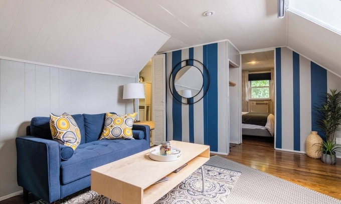 West Plaza House | Charming Hideaway in Westport | 16