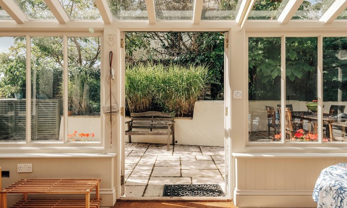 Thurlestone House | Charming historic cottage in the heart of Thurlestone