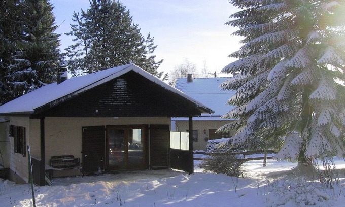 Liebenscheid House | Charming Holiday Home in Liebenscheid by the Forest