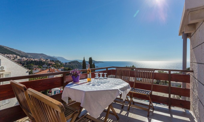 Montovjerna Apartment | Charming home with a beautiful sea view