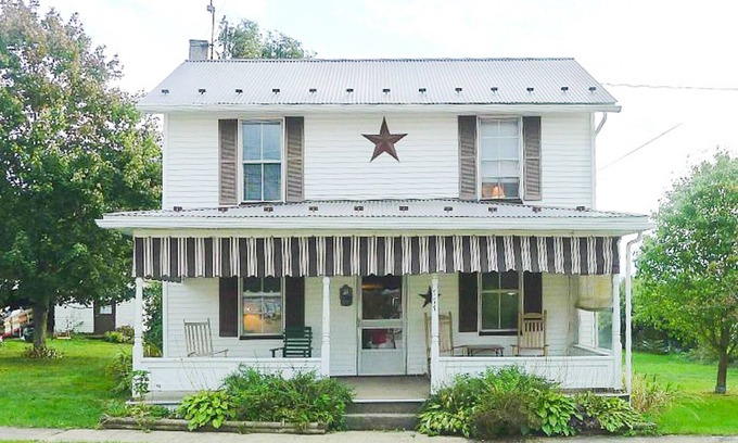Addison House | Charming House between Wisp and Seven Springs and near Nemacolin Resort.
