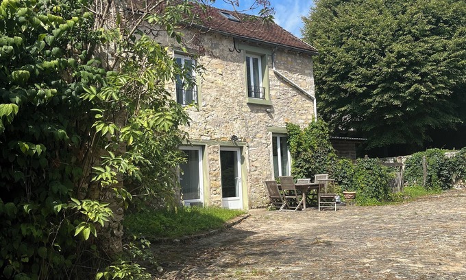 Recloses House | Charming house in a village 15 minutes from Fontainebleau
