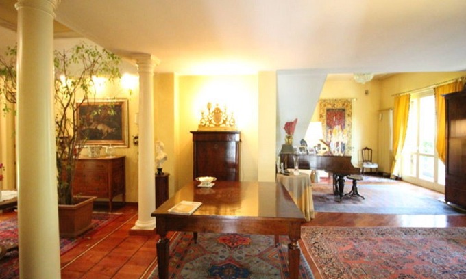 Arcore House | Charming large apartment