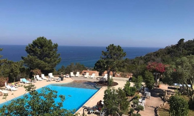 Sari-Solenzara House | Charming mini villas with sea OR garden views and swimming pool in Solenzara.