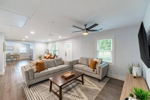 Waxhaw House | Charming Modern Cozy Home!