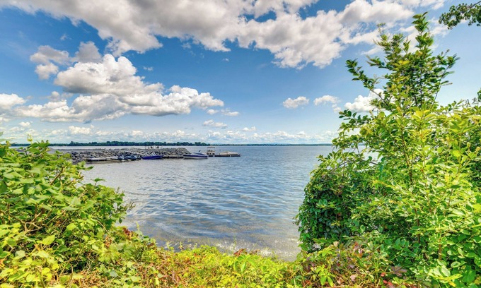 Rouses Point Apartment | Charming New York Retreat w/Lake Champlain Views!