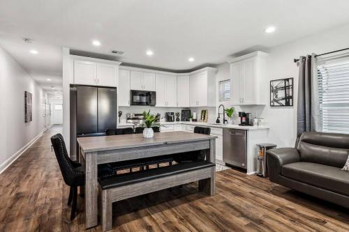 Marlyville - Fontainebleau Apartment | Charming NOLA Oasis