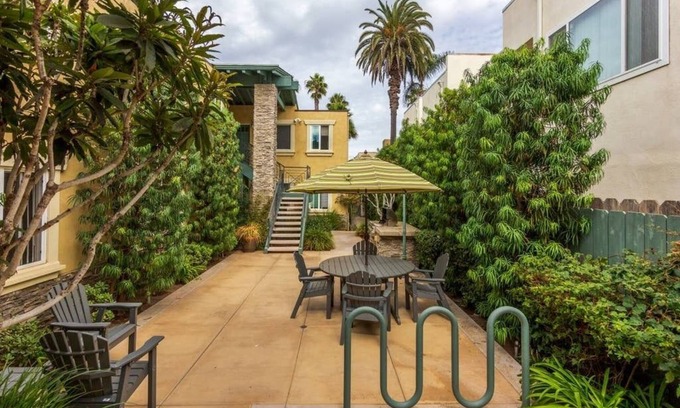 Ocean Beach Condo | Charming OB beach condo, steps to the beach, listen to the waves crash