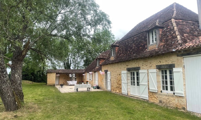 Issac Other | Charming Périgord farmhouse with breathtaking views over the valley and garden
