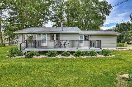 Reading House | Charming Reading Home with Lake Views and Private Dock