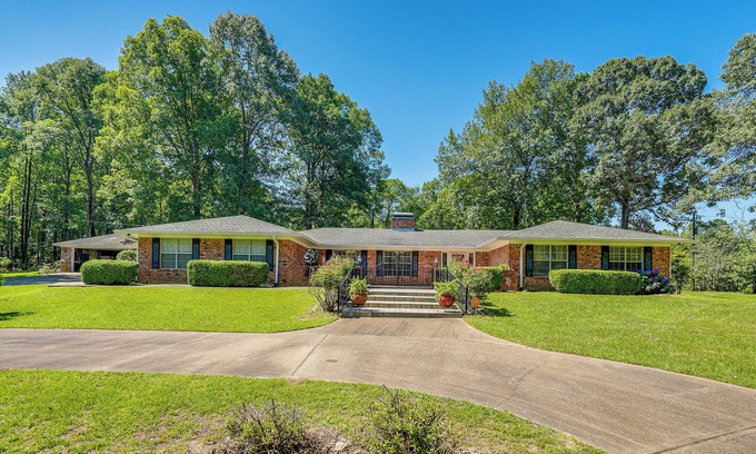 Lincoln Parish House | Charming Retreat w/Patio: Near Grambling/Ruston!