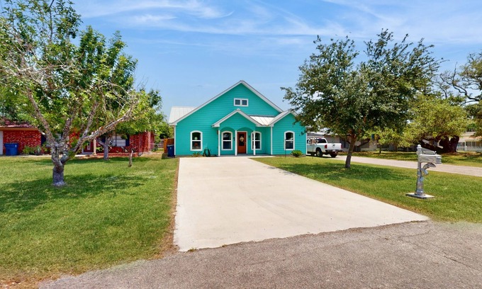 Fulton House | Charming Rockport retreat with modern comforts, enclosed yard, and beach access