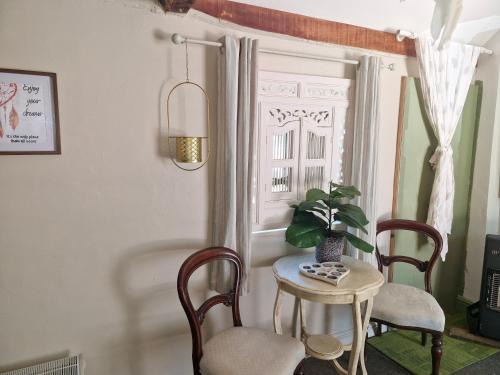 Fontaine-l'Etalon House | charming rustic stable conversion