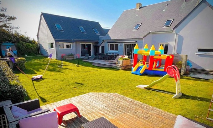 Saint-Germain-sur-Ay House | Charming spacious villa (5 bedrooms) 40 meters from the beach (2 to 15 people)