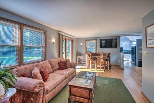 Saco House | Charming Saco Home with Deck, 5 Mi to Beach!
