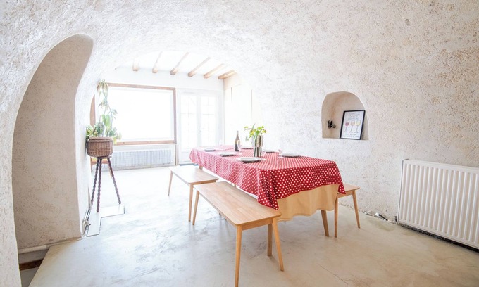 Amboise House | Charming semi-troglodyte house, Amboise