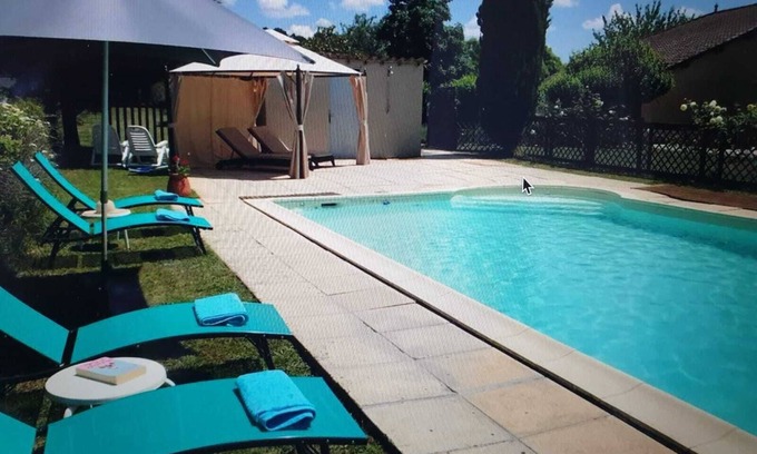 Fumel Cottage | Charming stylish Gîtes in a tranquil rural location