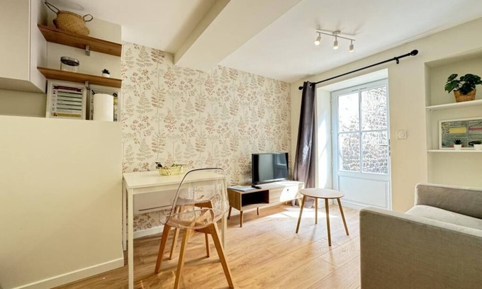 Riom Apartment | Charming T1 New in Riom in the Heart of the City!