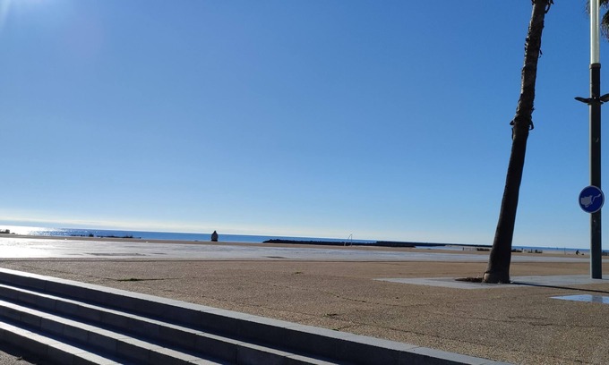 Sete Apartment | Charming T3 in Sète between pond and sea