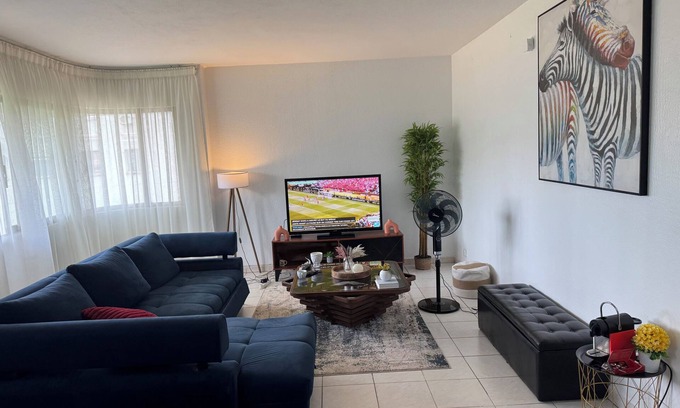 Cocody Apartment | Charming T3 Spacious Bright-Old Cocody-Centre