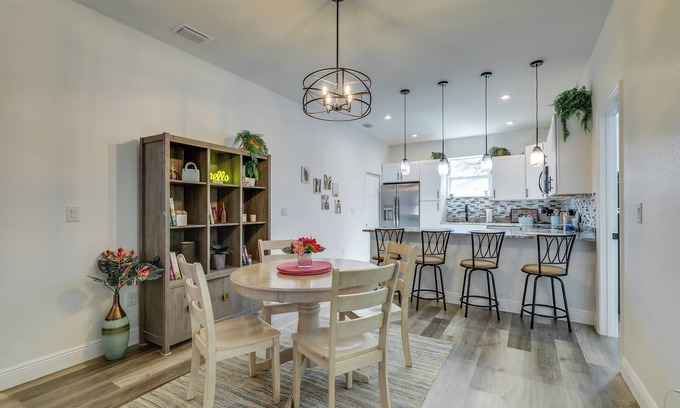 Sulphur Springs House | Charming Tampa Home < 3 Mi to Busch Gardens!