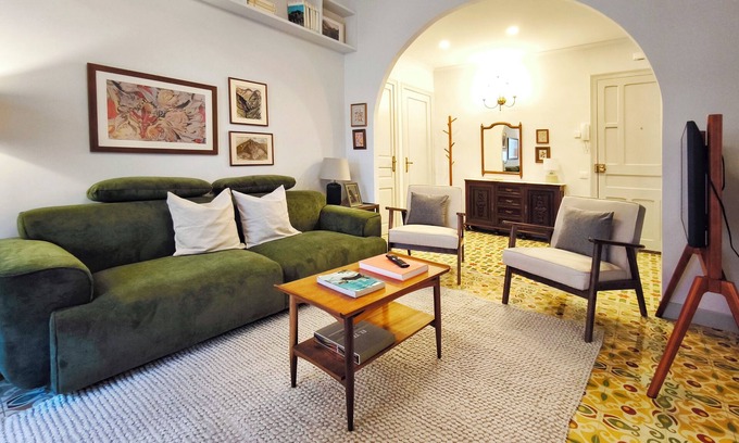 Campdevanol Apartment | Charming Tourist Apartment in Campdevànol