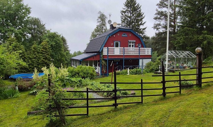 Lunde House | Charming vacation home on Höga Kusten