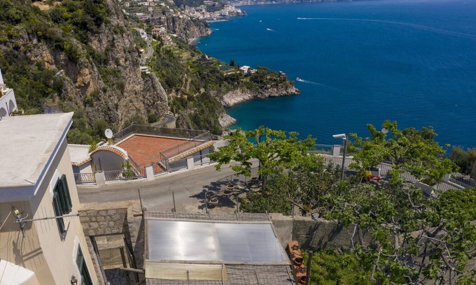 Conca dei Marini House | Charming villa with sea view, parking nearby