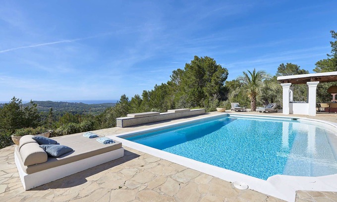 San Juan Bautista Villa | Charming Villa with 5 Bedrooms in Sant Joan, 1042