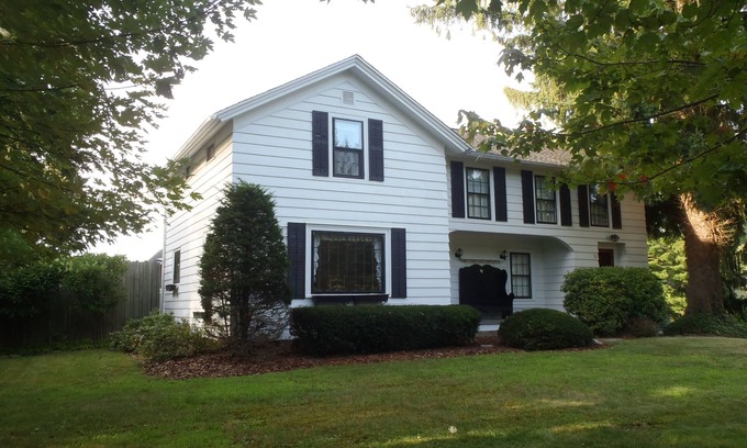 Lakewood Other | Charming Yet Spacious Farmhouse With 3 Br 2.5 Baths At The Center Of It All!