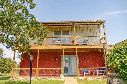 Nocona House | Charmingrusticcabinfarmpet Friendlyaffordable