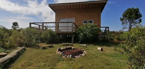 Maldonado House | Charrua de Punta colorada