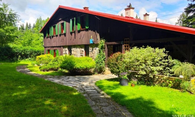 Karlow Cabin | Chata Kataryniarza