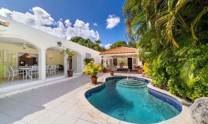 Clinketts Villa | Chateau de Mar in Speightstown by Personal Villas - An Ideal Charming Home