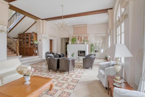 Pierrefitte-sur-Sauldre House | Chateau du Bois Rabot - Exceptionnel - Sologne