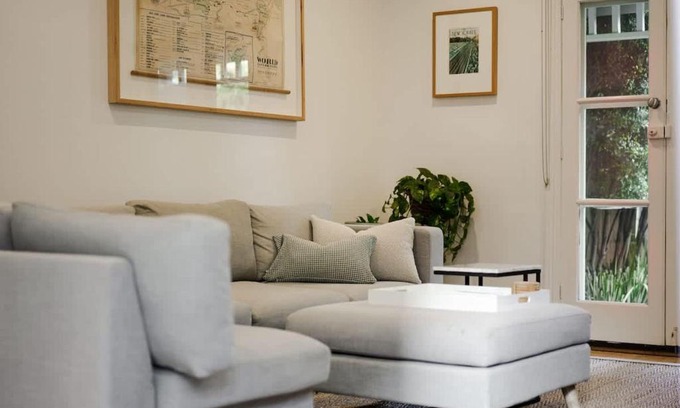 Prahran House | 'Chateau York' - Relaxed Prahran Family Home