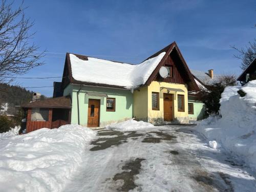 Lutise House | Chatka Hanka