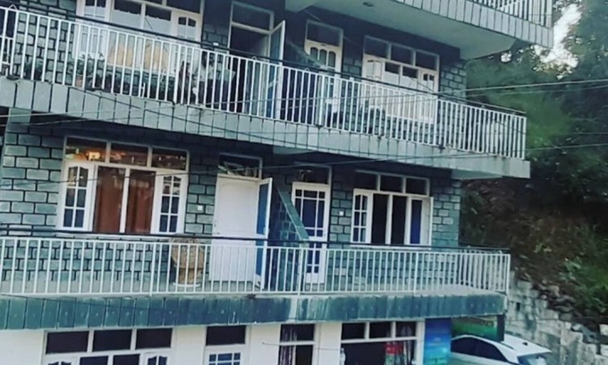 Naddi House | Check-in & Chill