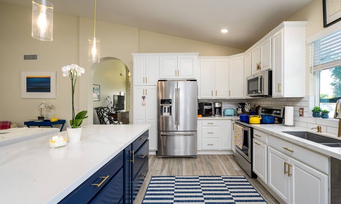 Tatum Park House | Check out this backyard paradise!