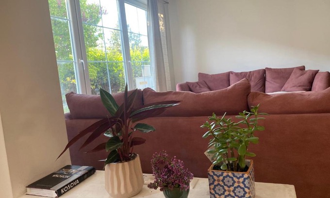 Matiçan Apartment | Cheerful two-floor house with garden in Prishtina