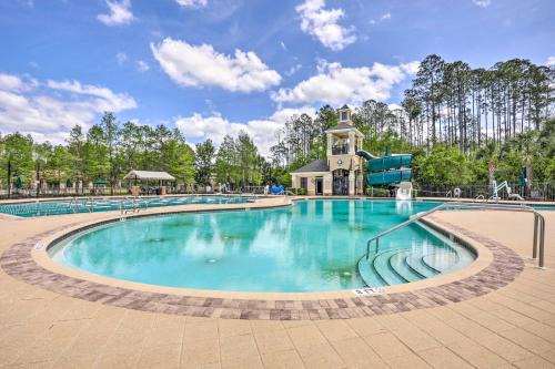 St. Johns Apartment | Cheery Condo with Community Pool and Waterslide!