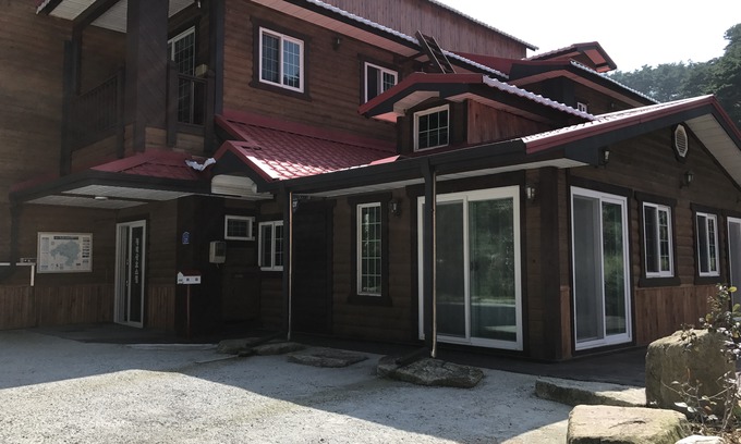 Dunnae Hotel | Cheongtaesan Pension Hoengseong