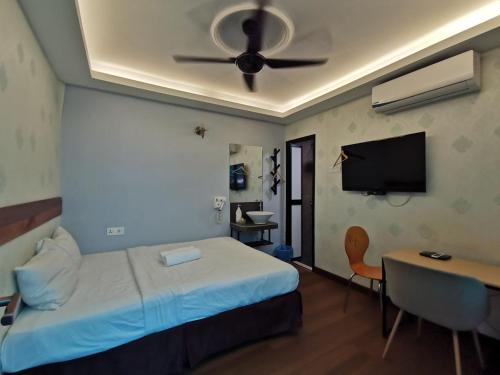 Kuarters Kampung Pandan House | Cheras-Miharja Homestay @Sunway Velocity