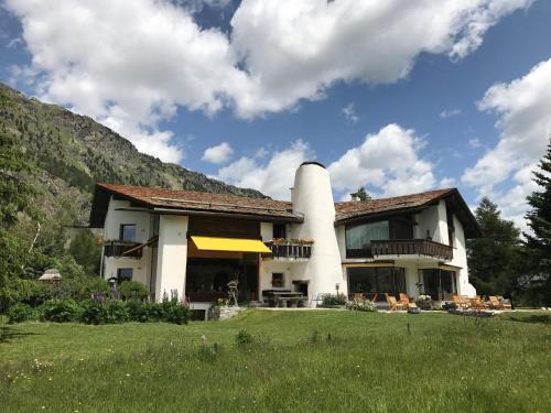 Sils-Maria Apartment | Chesa Suot Ovas