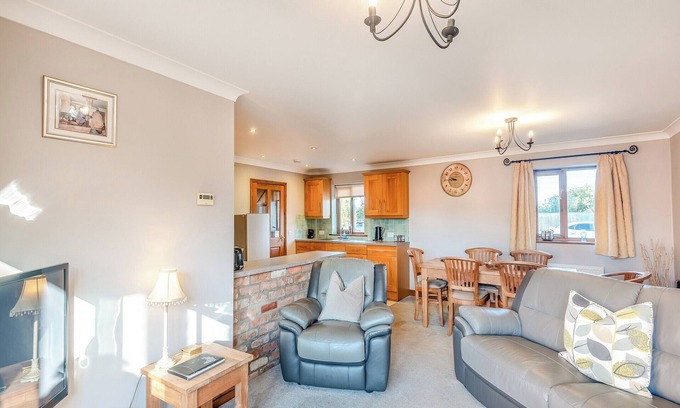 Maltby le Marsh Cottage | Chestnut Cottage - UK45580