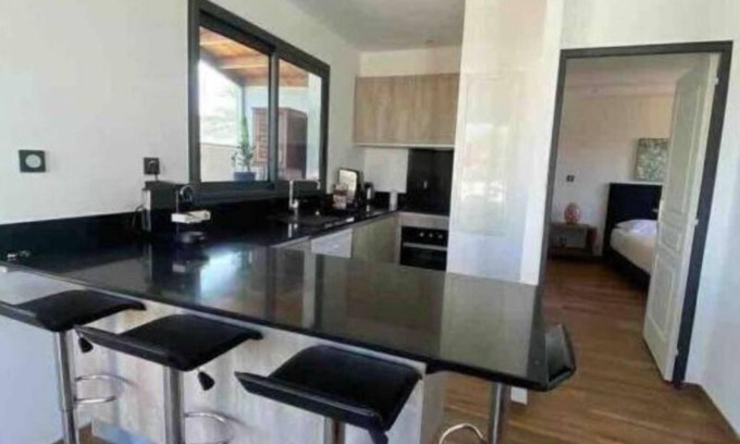 Saint-Pierre De La Reunion Apartment | Chez Brigitte et Christian